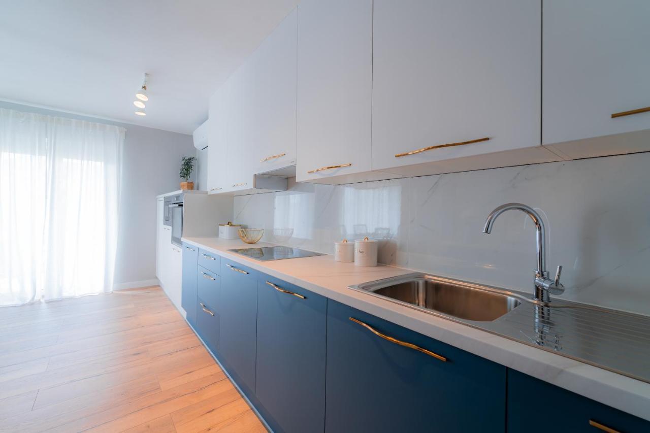 Luxury Apartment Laluna Kamen Bagian luar foto