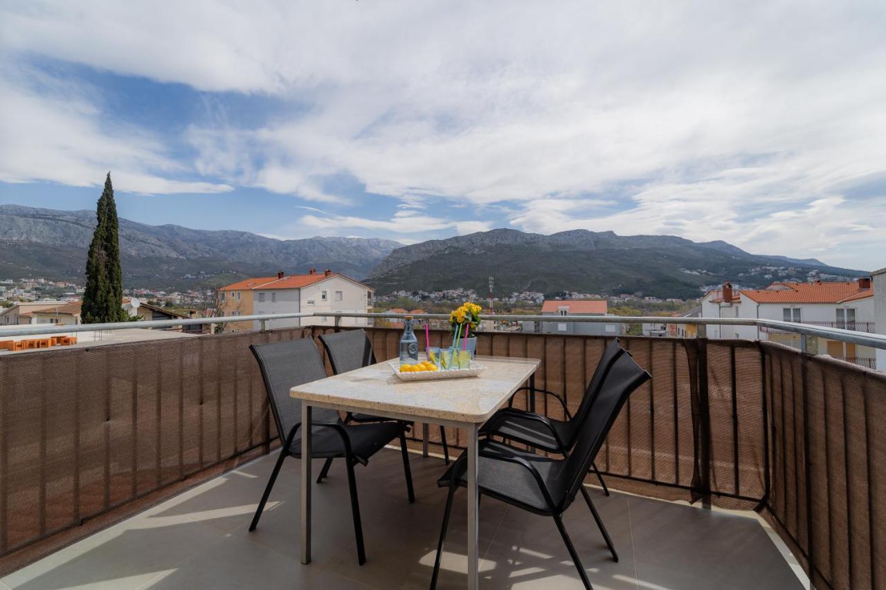 Luxury Apartment Laluna Kamen Bagian luar foto