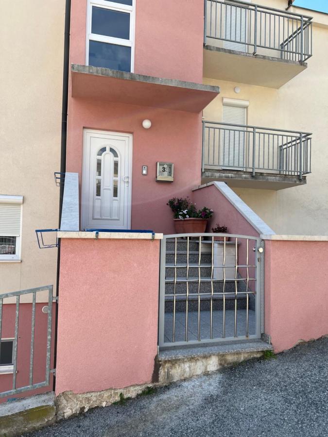 Luxury Apartment Laluna Kamen Bagian luar foto